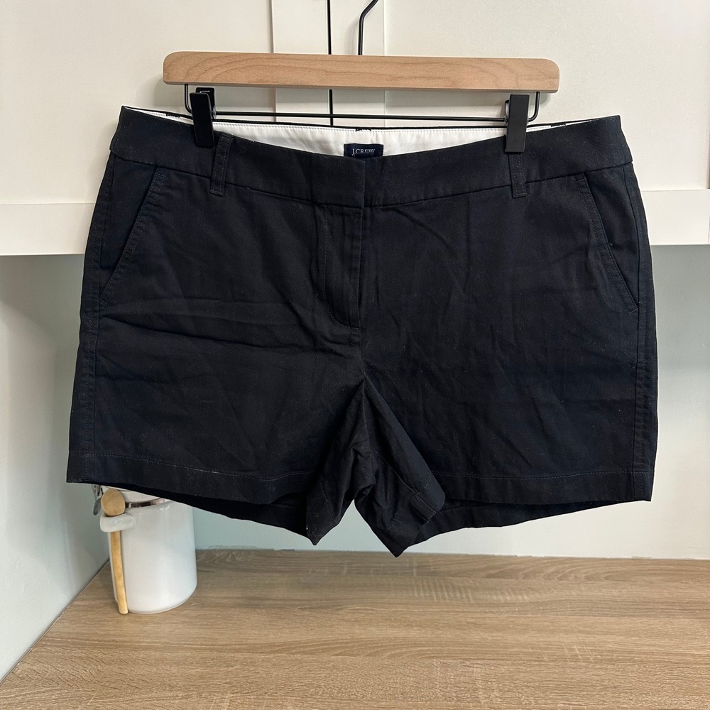 J. Crew Women's 14 Flat Front Shorts 5" City Fit Cotton Black Mid Rise Pockets